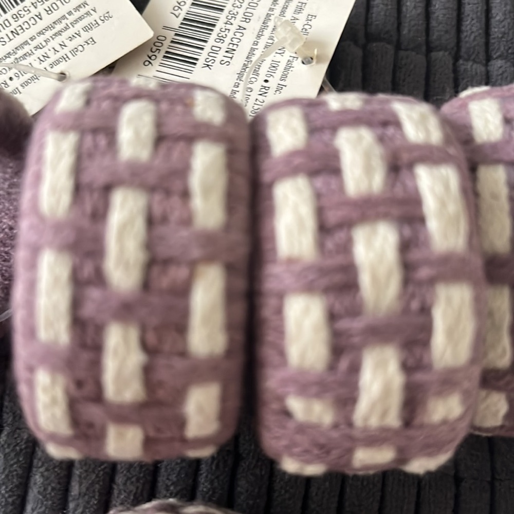 🎁3/$13.00🎁VTG: 6 pcs. Ex-Cell Home Fashions Table Napkins Holder Rings - Picture 4 of 4